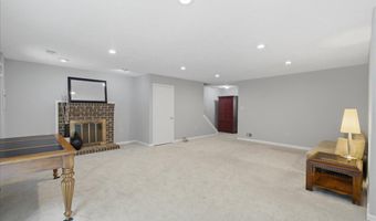 3714 MOUNT AIREY Ln, Annandale, VA 22003