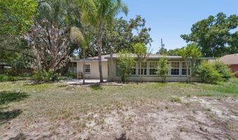 222 LAKEVIEW Dr, Auburndale, FL 33823