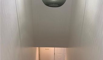 5 Division St, Newport, RI 02840