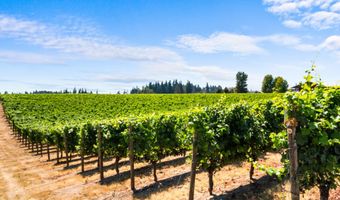 21338 OAK Ln, Aurora, OR 97002