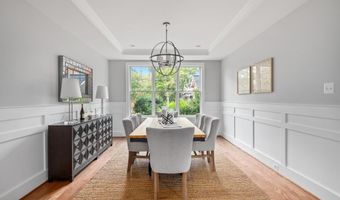 6947 28TH St N, Arlington, VA 22213