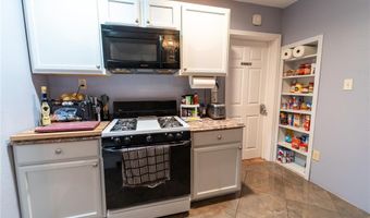 2248 E Broadway, Alton, IL 62002