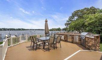 99 Holly Ln, Bayville, NJ 08721