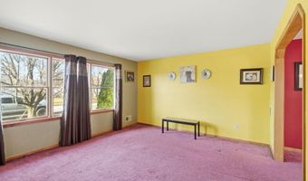 1553 Windward Ave, Beachwood, NJ 08722