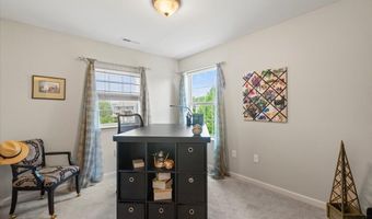 37 Governor Cir, Albany, NY 12208
