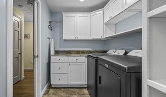 6 Bona Vista Dr, Bow, NH 03304