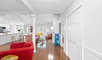 60 Thomas Sumter St, Beaufort, SC 29907