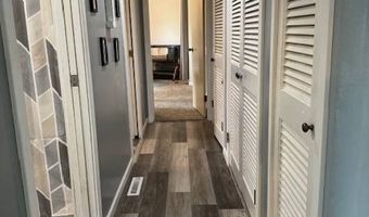 1202 22nd, Aurora, NE 68818