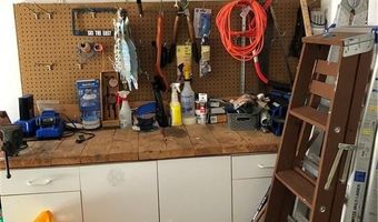 70 Mohawk St, Cumberland, RI 02864