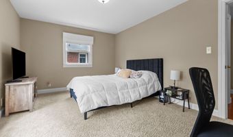 140 RIVER Dr, Appleton, WI 54915