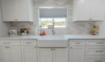 13524 Chase St, Arleta, CA 91331