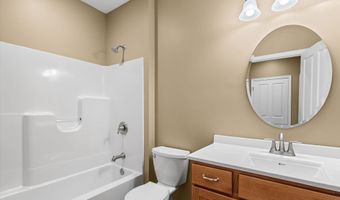 5704 County Road 262, Auxvasse, MO 65231