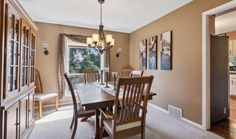 6118 132nd St W, Apple Valley, MN 55124