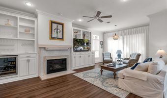 27 Chapel Hill Rd, Bay St. Louis, MS 39520