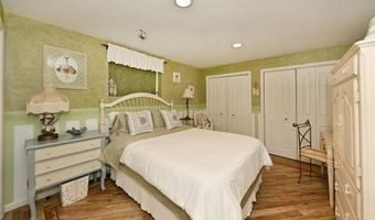 191 Cherry Ln, Airmont, NY 10952