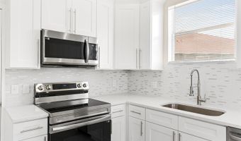 5424 HAMMOCK VIEW Ln, Apollo Beach, FL 33572