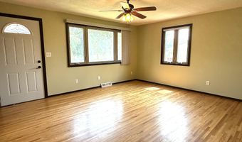 704 S Harrison St, Aberdeen, SD 57401