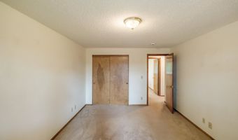 1949 WALN CREEK Dr, Salem, OR 97306