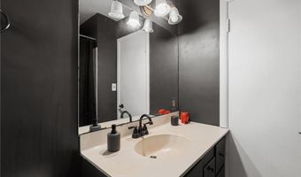 120 Ridge Rd, Albert Lea, MN 56007