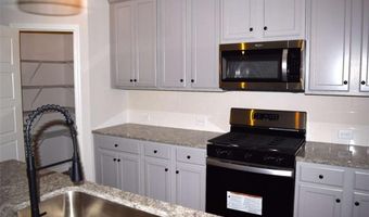184 Auburn Crossing Dr, Auburn, GA 30011