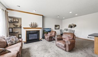 6597 Linwood Dr NE, Albertville, MN 55301
