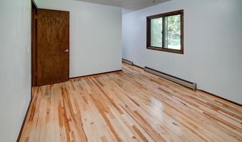 2897 Glacier Valley Rd, Fitchburg, WI 53711