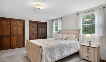 42 Pepperell Rd, Brookline, NH 03033