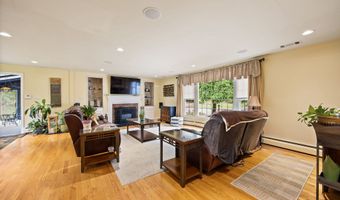 26 Brookmoor Rd, Avon, CT 06001