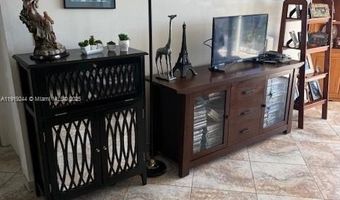 3701 N Country Club Dr 706, Aventura, FL 33180