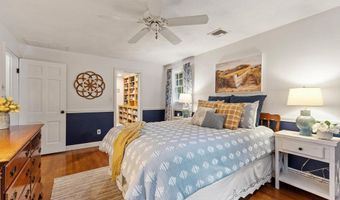 5 Myrtle Dr, Acton, MA 01720