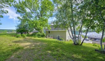 104 Front St, Belfast, ME 04915