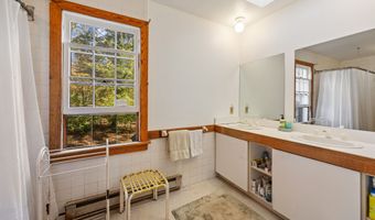 429 Sperry Rd, Bethany, CT 06524