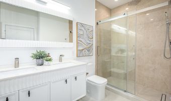 1002 RHODE ISLAND Ave NE 3, Washington, DC 20018