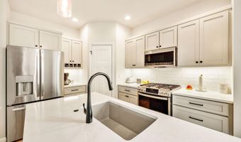 5819 Caddisfly Ln, Madison, WI 53718