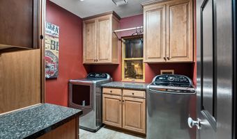 35369 S Pinnacle Pl, Black Canyon City, AZ 85324
