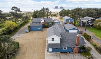 19130 ALDER St, Rockaway Beach, OR 97136
