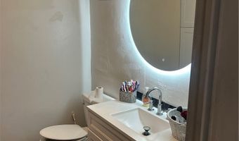 320 N Park Vis 28, Anaheim, CA 92806