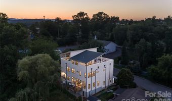 6 Dailey Dr, Asheville, NC 28801
