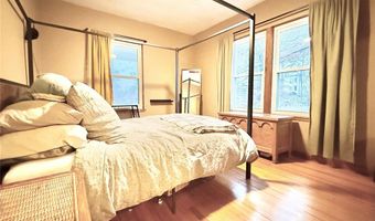 702 Union St, Alton, IL 62002