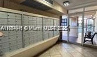 3301 N Country Club Dr 112, Aventura, FL 33180