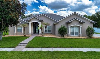 905 SQUARE LAKE Dr, Bartow, FL 33830