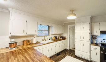 108 Brock St, Albertville, AL 35950