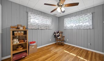 291 W Davis St, Bloomfield, IN 47424