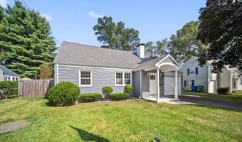 21 Oakwood Mnr, Cromwell, CT 06416