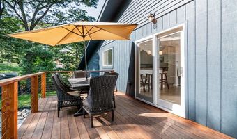 50 Indian Trl, Charlestown, RI 02813