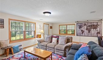 615 Woodsmen Dr NE, Alexandria, MN 56308