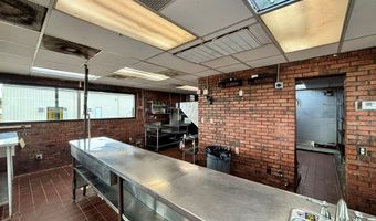210 W Calhoun St, Bruce, MS 38915