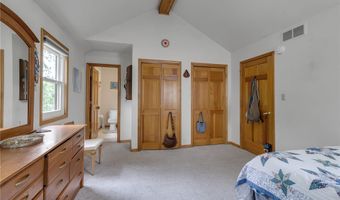 25 Fifth Ave, Amherst, NY 14221