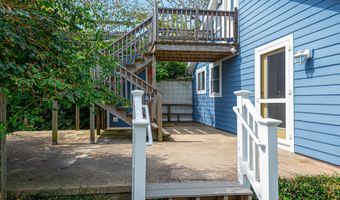 8 E DAGSBORO St, Fenwick Island, DE 19944