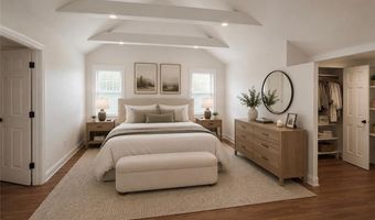 57 Gould St, Newport, RI 02840